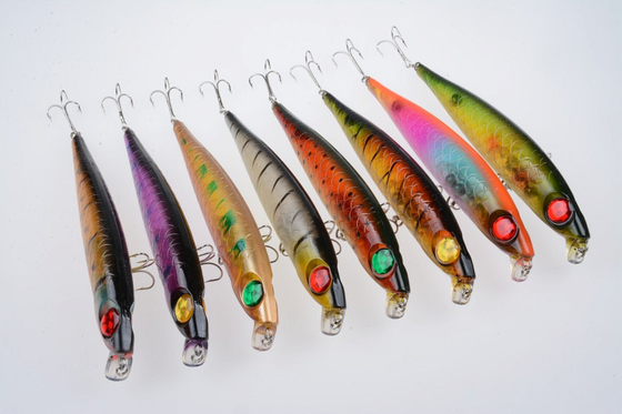 8 pesce persico di colori 17.50CM/39.20g 2#Hooks, Crucian, grande esca di pesca marittima di richiamo dei ciprinidi di culter alburnus