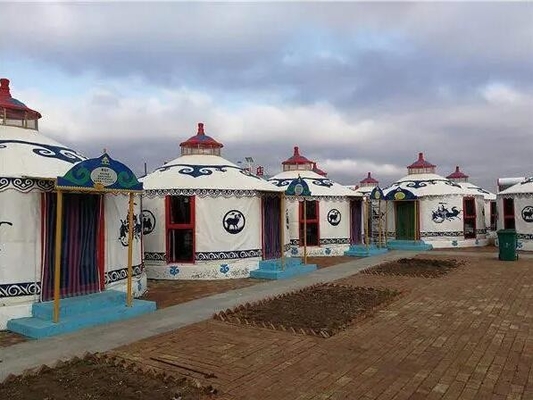 Esperienza Il fascino della cultura mongola Yurt Struttura di bambù Tenda geodesica a cupola
